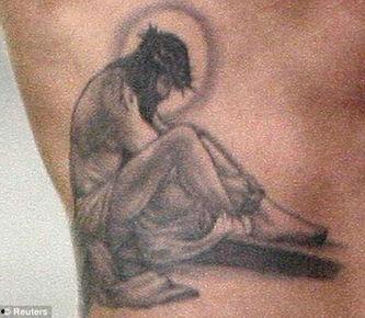 吃瓜左腿纹身,揭秘吃瓜左腿的神秘纹身