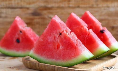 甩瓜吃瓜,揭秘娱乐圈的“瓜田”风云